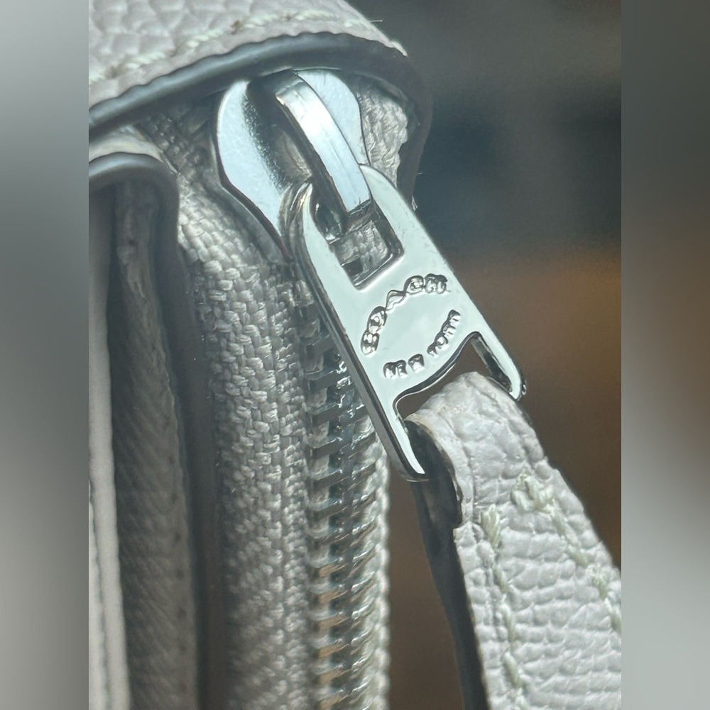 Coach Leather Wallet - Picture 7 of 16